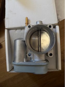 Throttle Body For GMC Canyon Chevrolet Colorado 2.8L 2.9L Saturn Ion 2.4L 2.0L