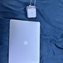 MacBook Air Laptop