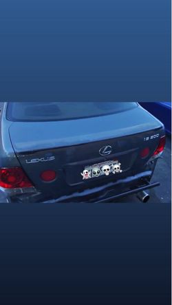 2005 is300 trunk lid