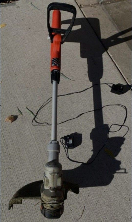 Black and Decker Weed Wacker
