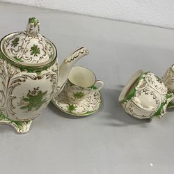 Marhuchan Gold  Rim Bone In - Fine China 