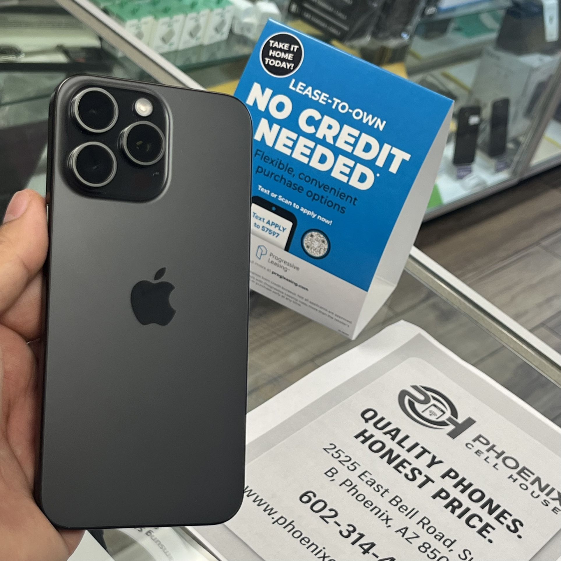 iPhone 15 Pro Max 256GB Unlocked
