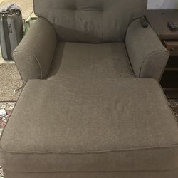 Tibbee Chaise Couch