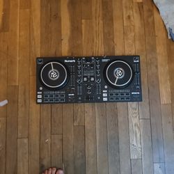 Dj Mixer/ Dj equipment