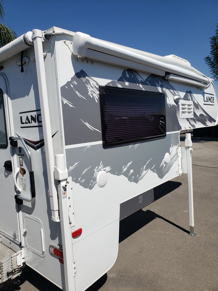 2021 Lance 650 Camper Short Bed Only