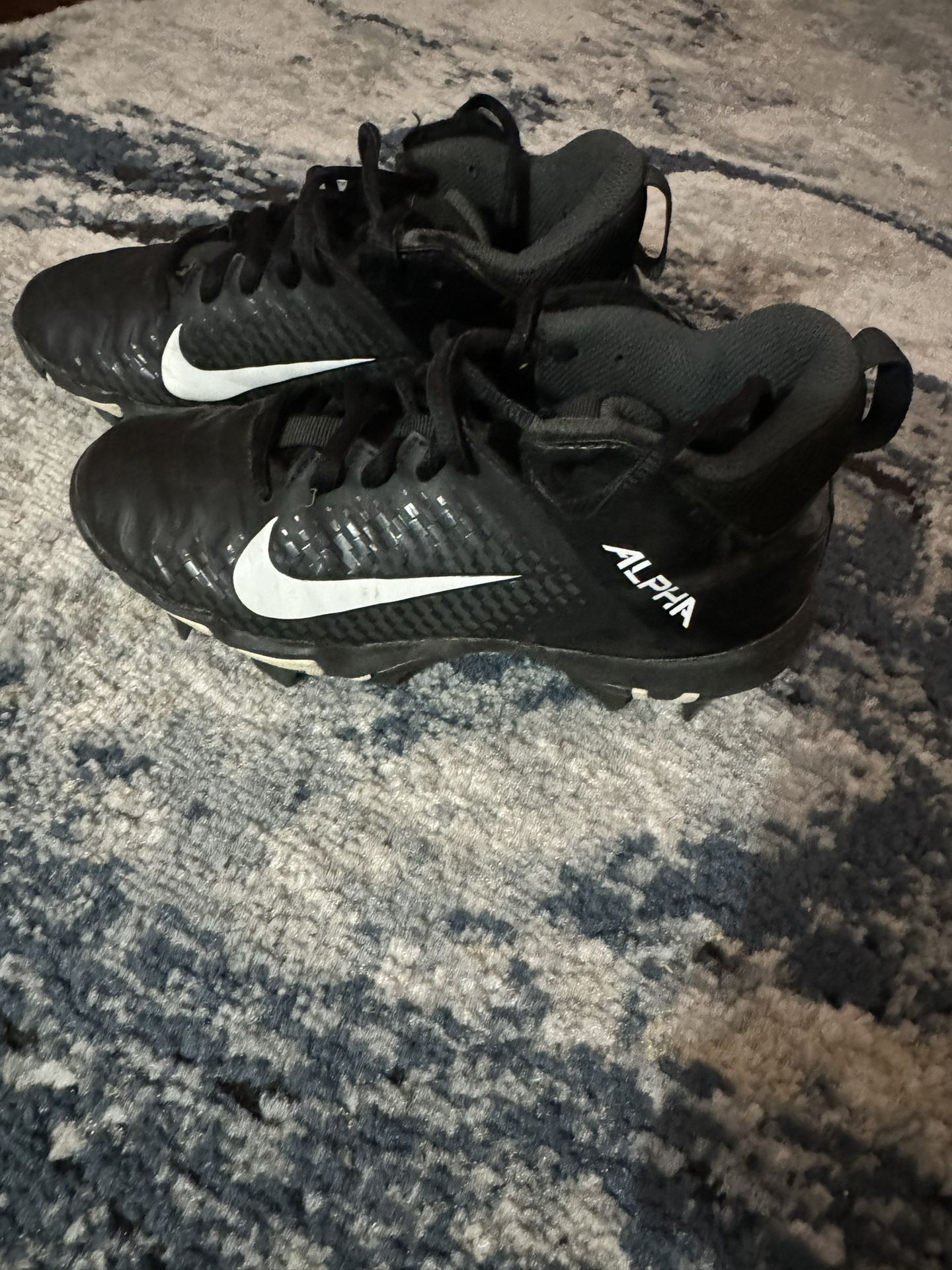 Boys Size 1 Nike Alpha Football Cleats