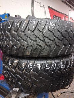 1 pair of 315/75/R16 with 80% of tread or life COOPER DISCOVERER STT HABLAMOS ESPAN̈OL