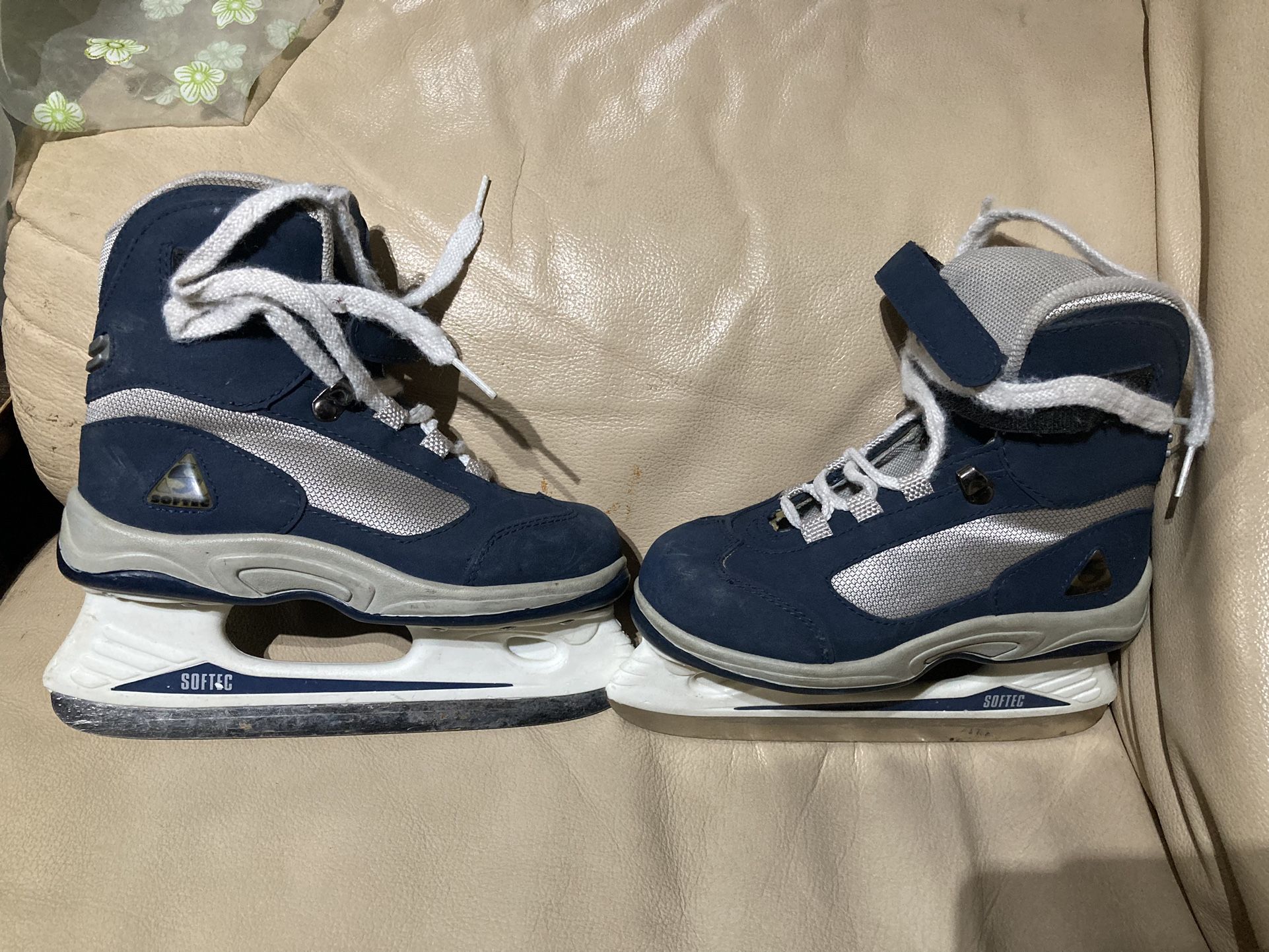 π’AVAILABLE π’Softec Ice Skates Size 1