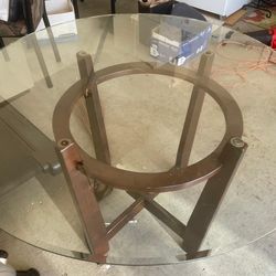 Glass dinning table No chairs