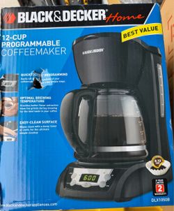 BLACK+DECKER 12-Cup Programmable Coffeemaker, Black, DLX1050B