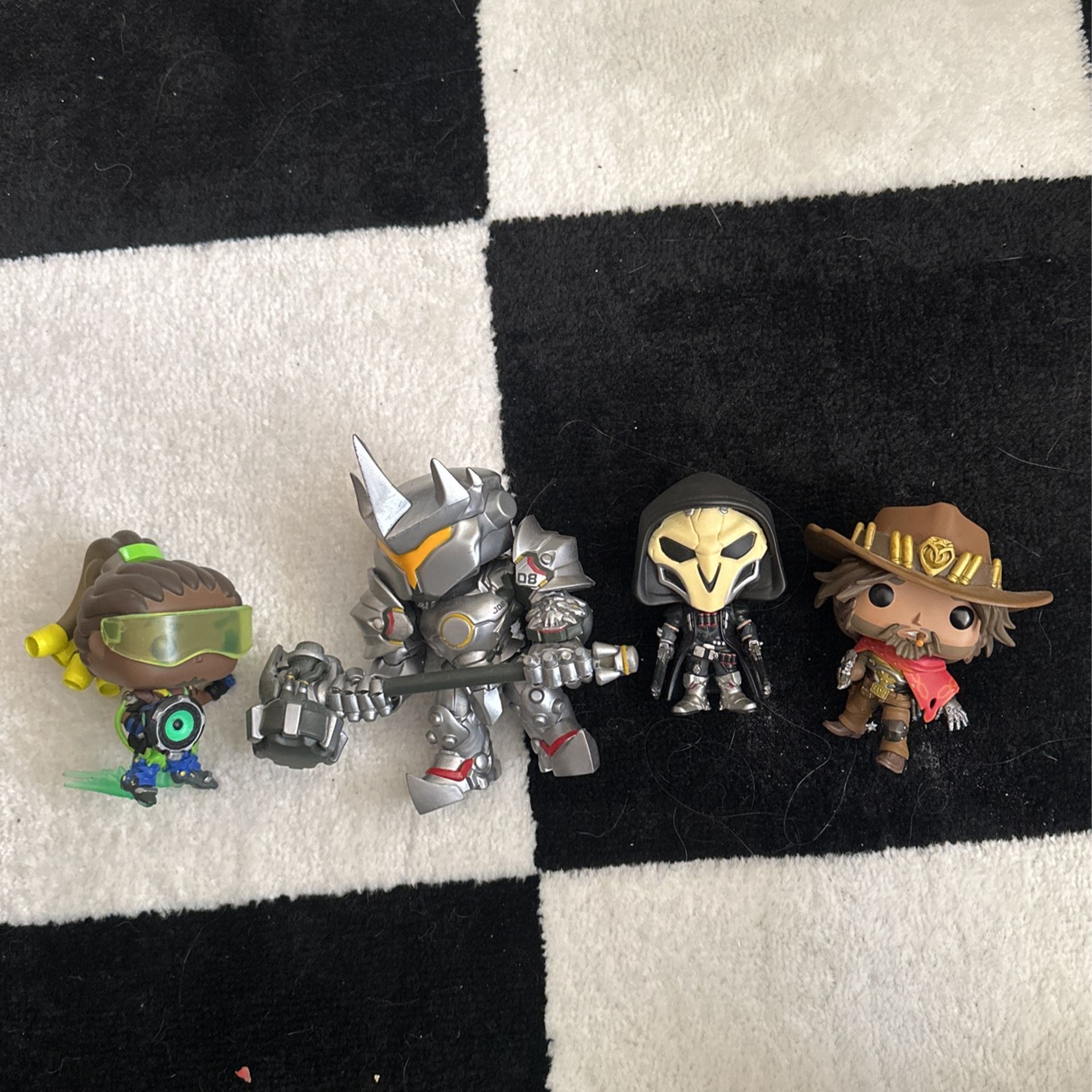 Set of overwatch funko pops