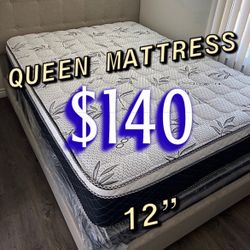Queen size pillow top mattress