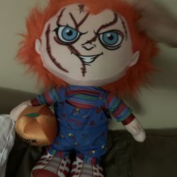Chucky 17" Charles Lee Ray Plush Holding Pumpkin Trick or Treat 1988