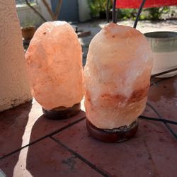 Salt Rock Lamp