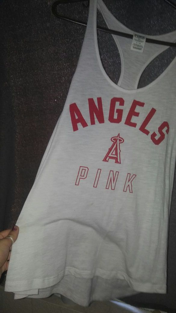 Vs angels tank