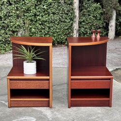 PAIR (2) Danish Modern MCM Vintage Mid Century Nightstand Table Set 