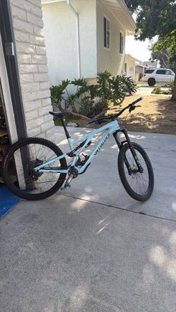2022 specialized stumpjumper S4 (full carbon)