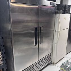 Commercial Two-Door Refrigerator