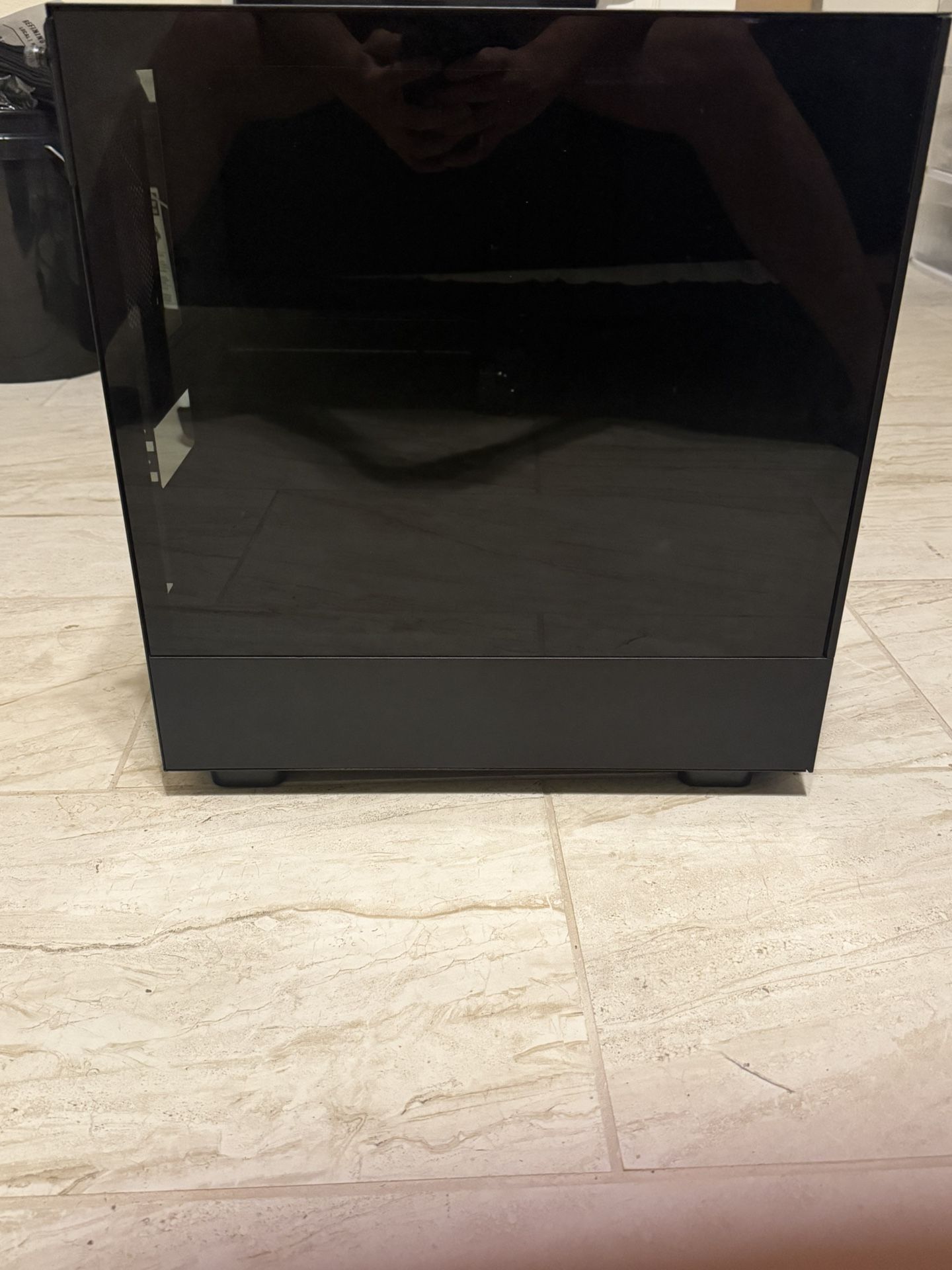 Nzxt H5 Flow