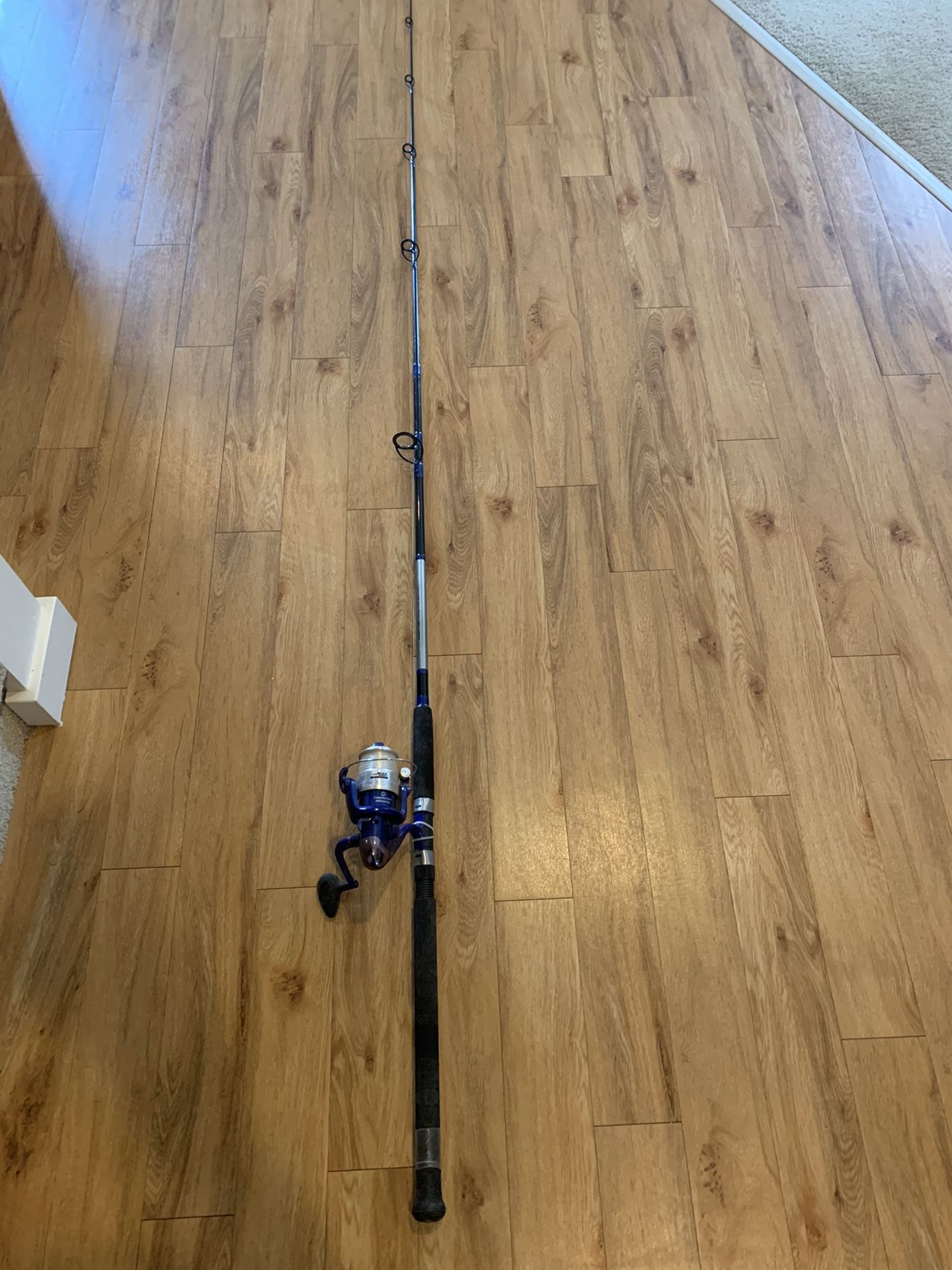 8ft Offshore Angler Mako Spinning Rod and Reel Combo