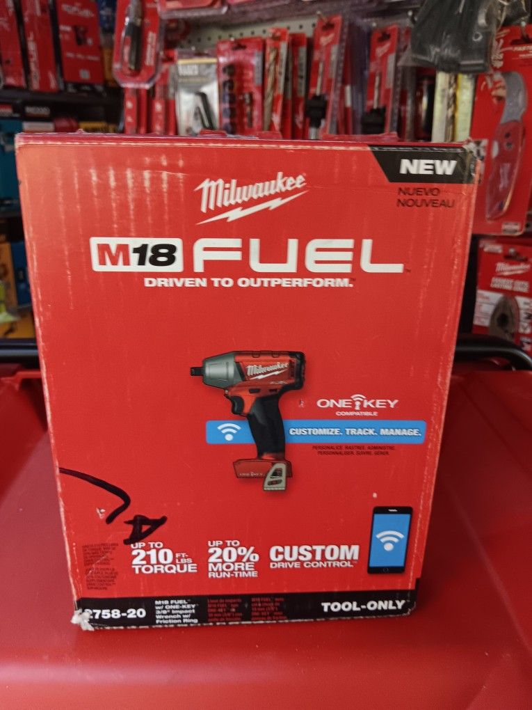 Milwaukee M18 FUEL w/ ONE-KEY 3/8" Impact Wrench w/ Friction Ring. Tool-Only