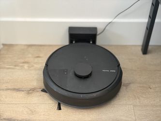 iRobot Roomba 105 Combo Robot Vacuum & Mop