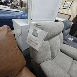 Rocker recliner
