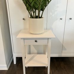 Cute Hermes IKEA Night Stand/accent Table