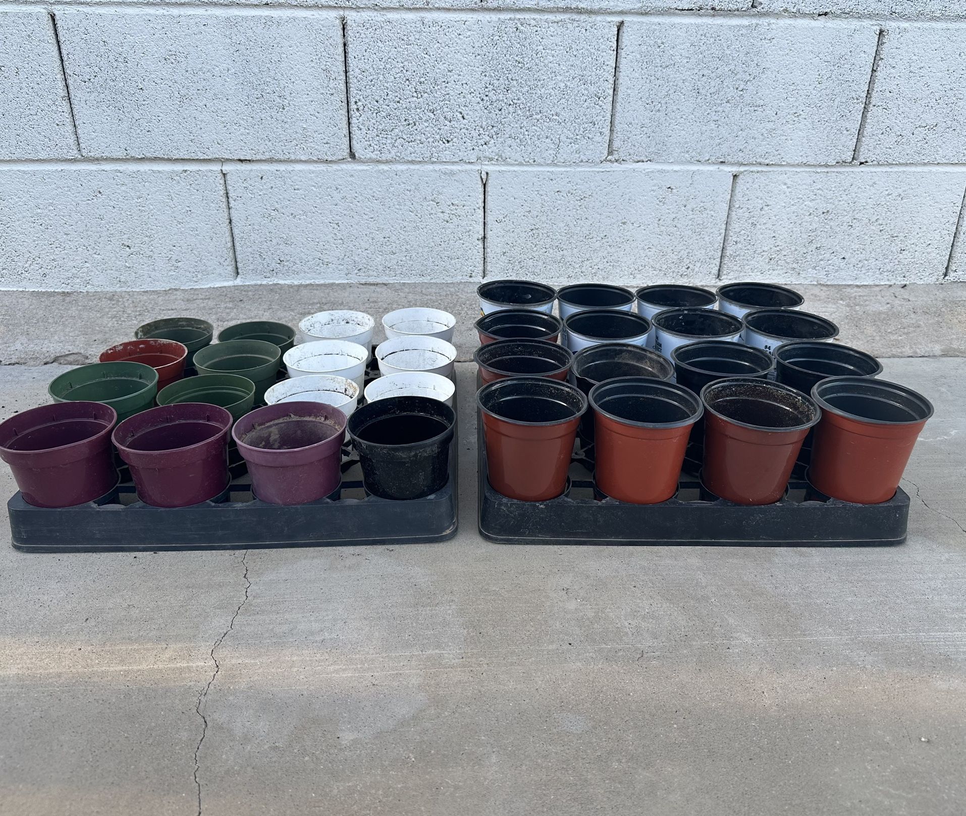 Starter Kit Growing Flowers Vegetables Plants 16 Plastic Pots Carrying