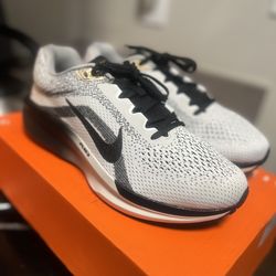 Nike air max 2025 Size8 BRAND NEW