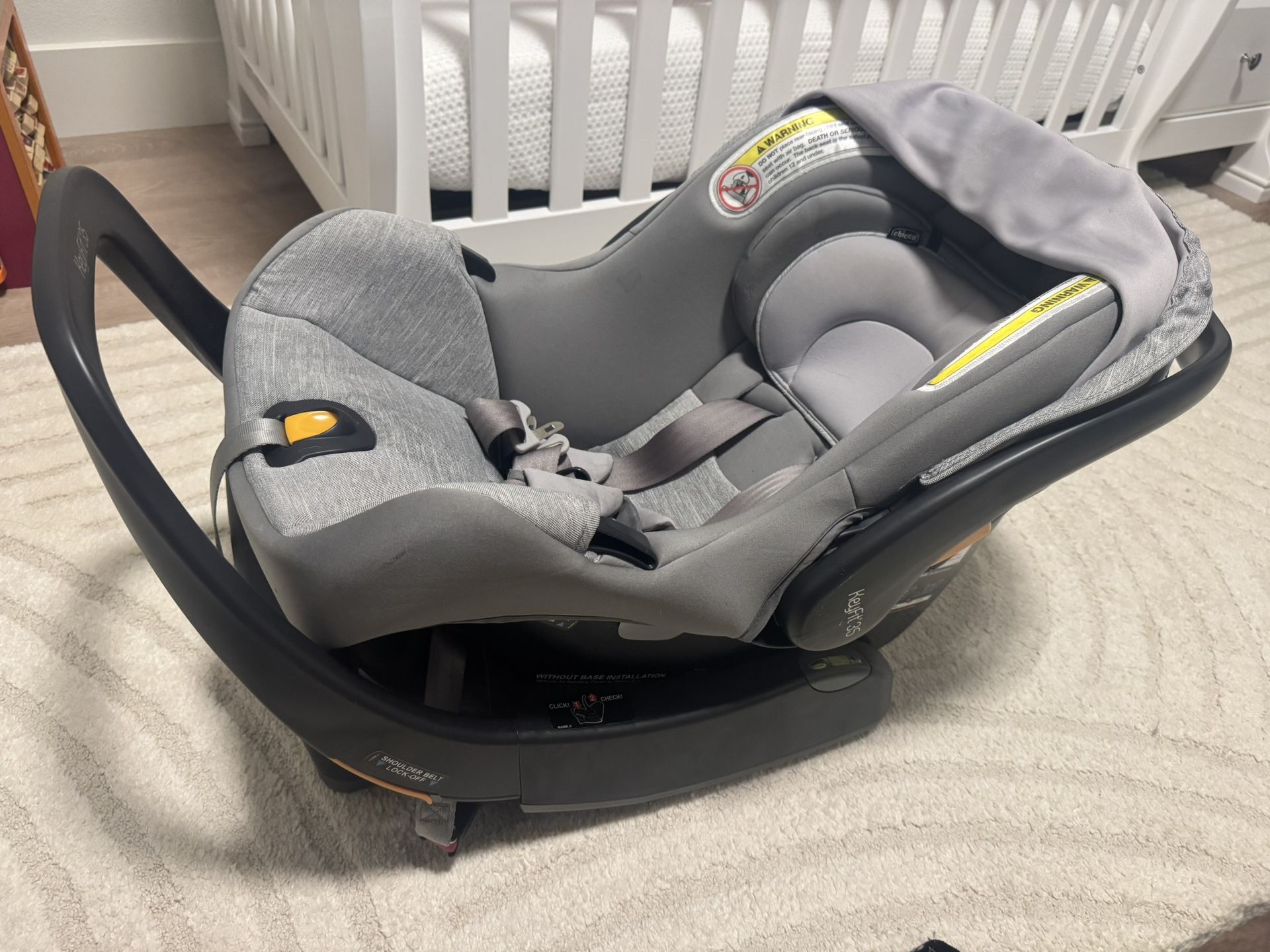 Chicco KeyFit 35 - 1 Year Use