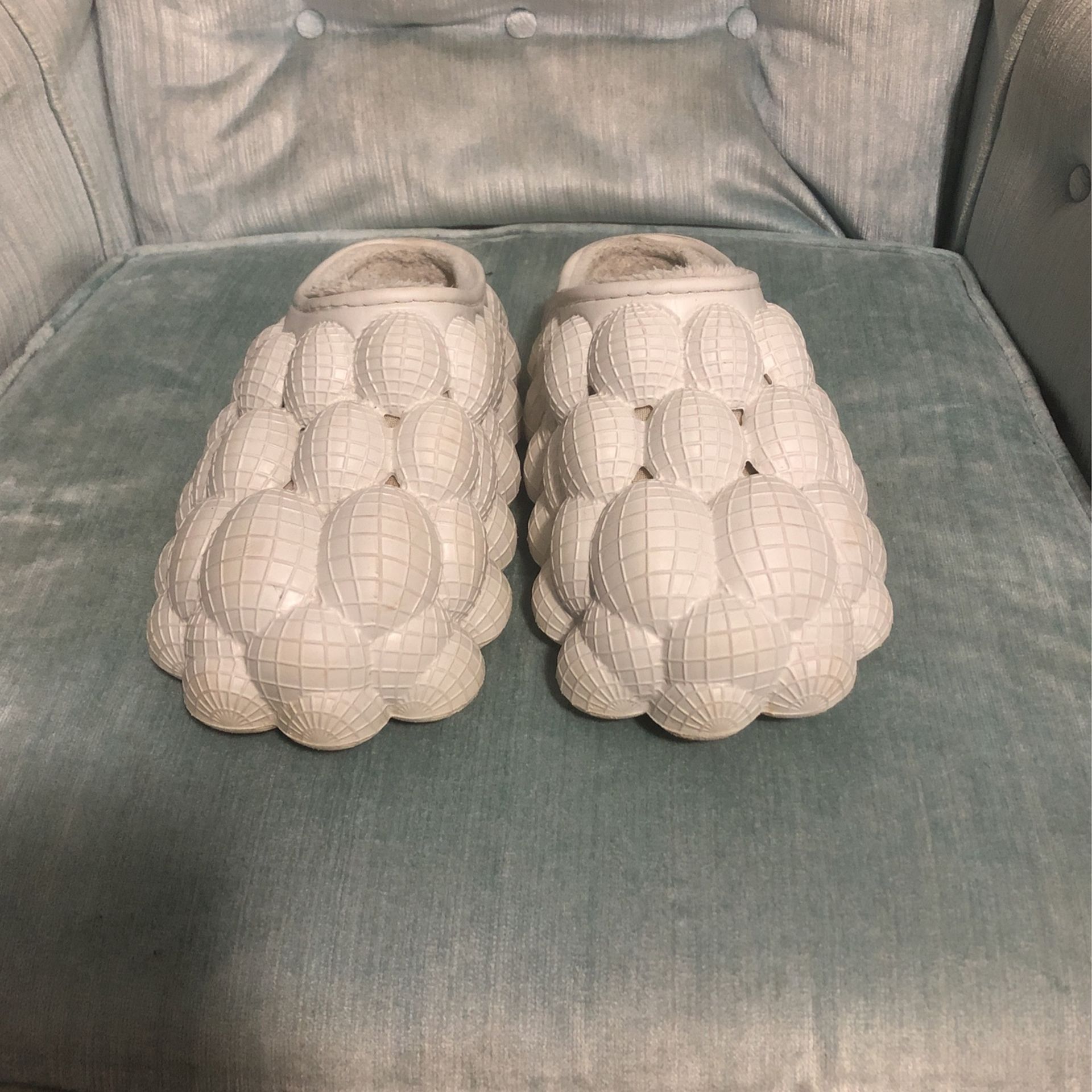 Bubble slides with fur