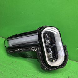 RIVIAN R1S 2023 2024 2025 PASSENGER HEADLIGHT OEM 
