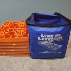 Lynx Vehicle Levelers