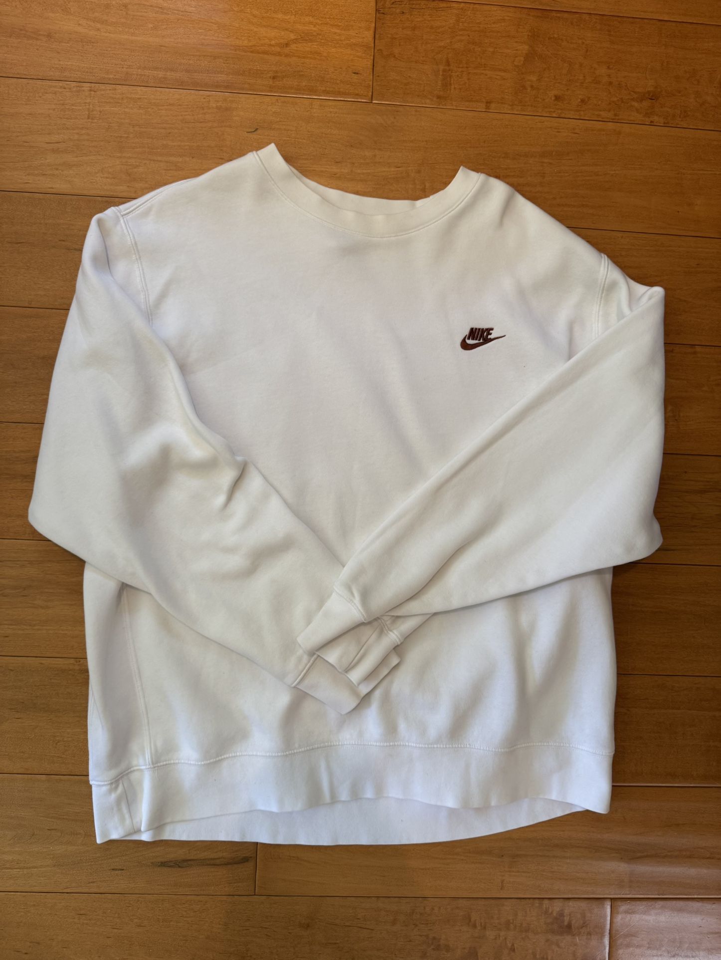 Nike White Crewneck Sweatshirt (XXL)
