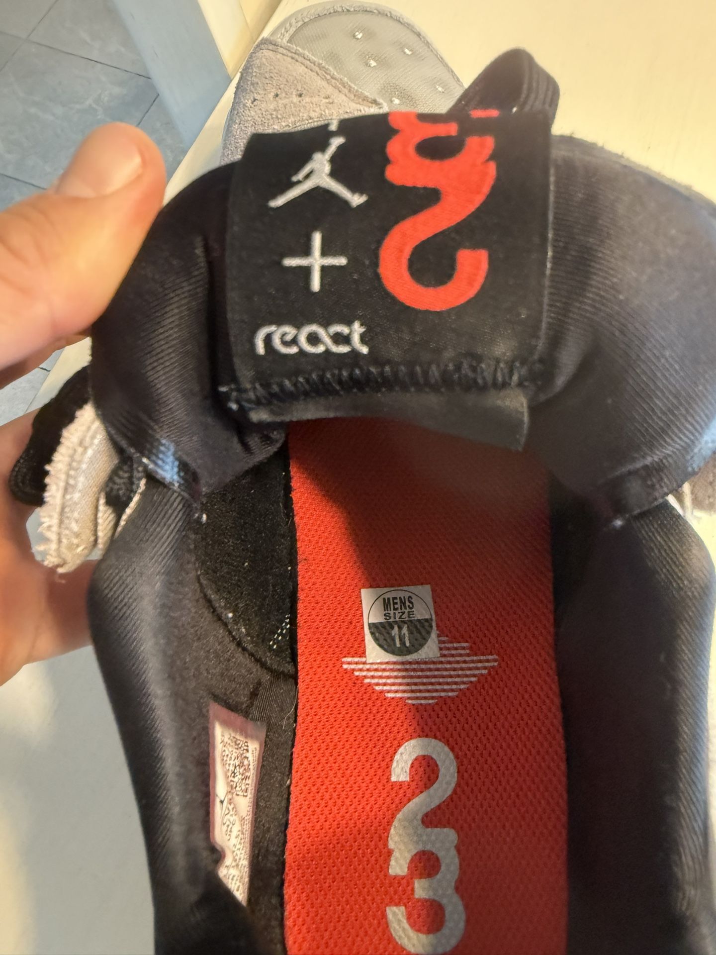 Jordan Delta 2  & Accessories