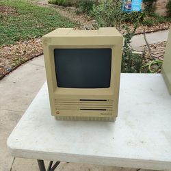 Vintage Apple Desktops