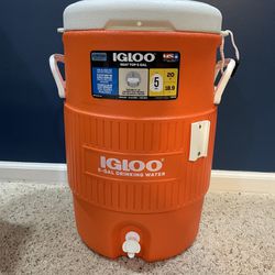 Brand New Igloo 5 Gallon Seat Top Water Cooler Local Pickup Only