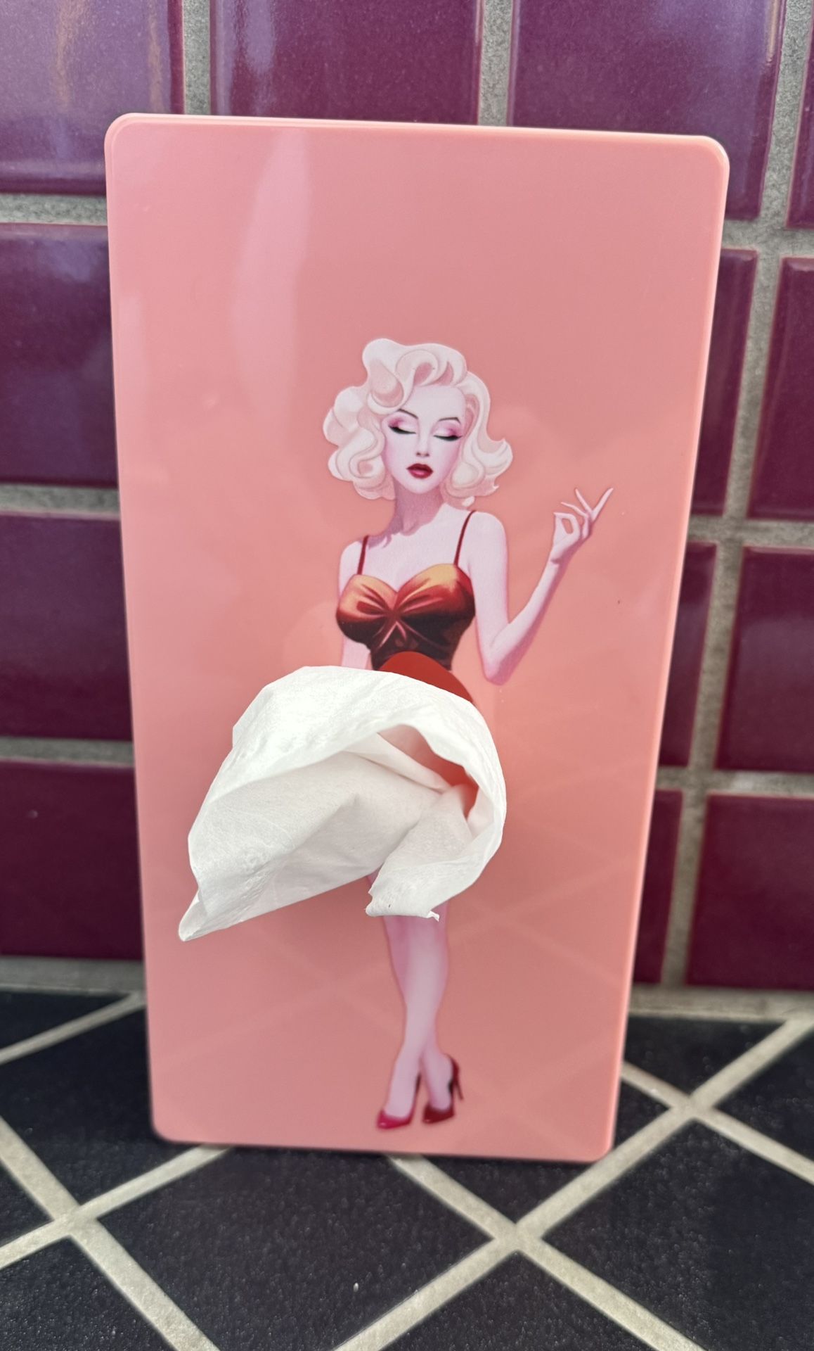 Super Cute Vintage Lady Skirt Tissue Box Cover, MINT Condition! -