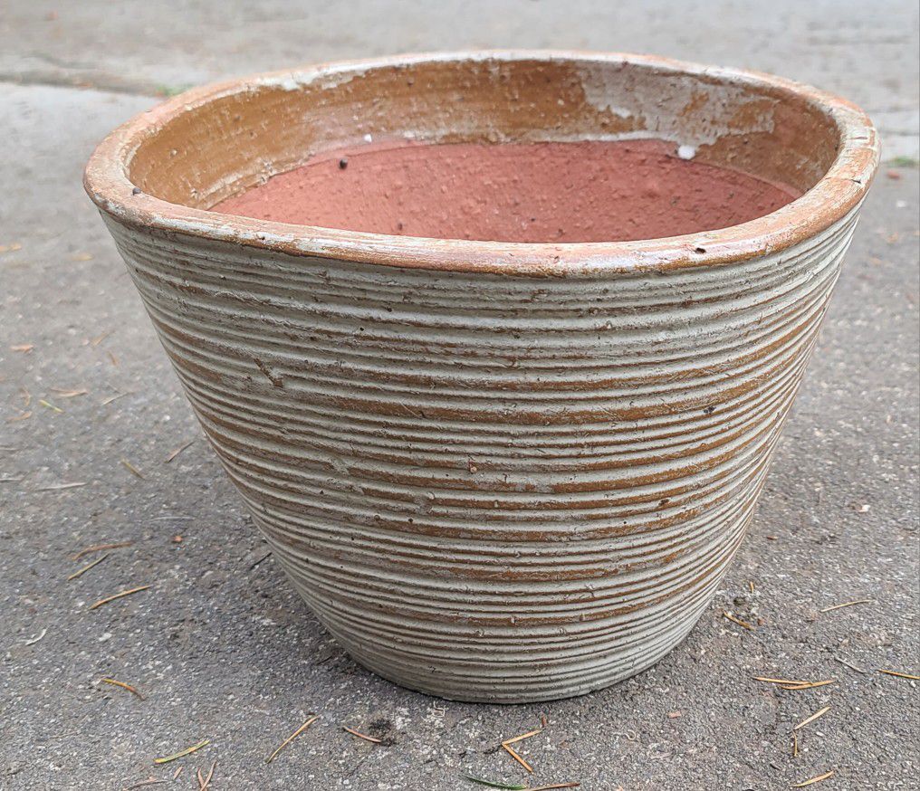 Nice Brown Lined Ceramic Flower Pot 