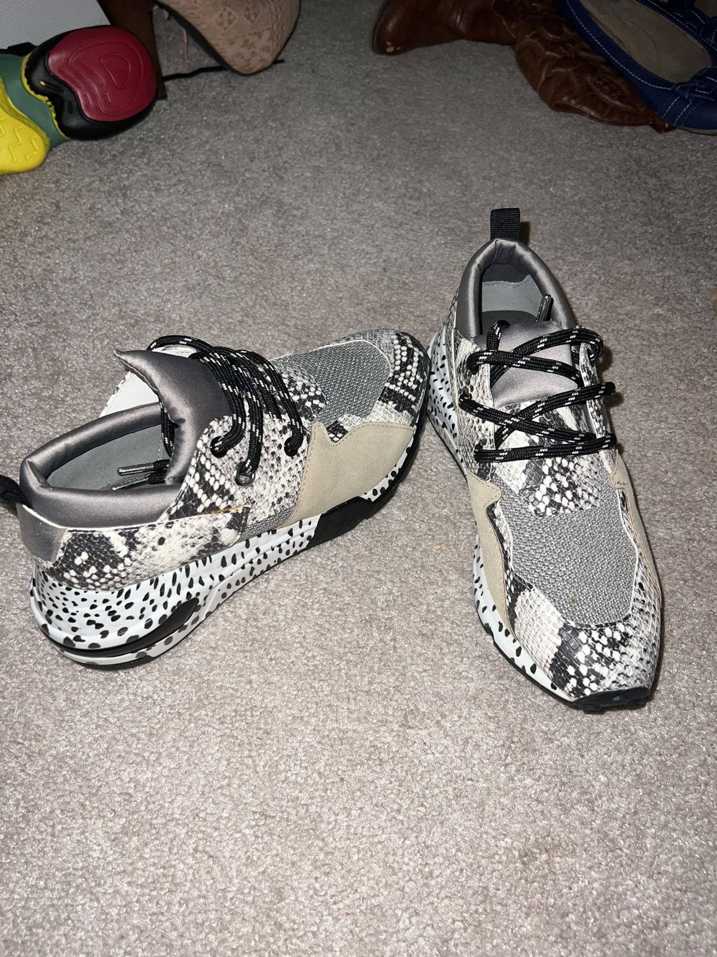 NEW Steve Madden Animal Print Sneakers