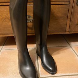 $20-Women’s Rubber Derby Riding Skinny Boots- Tap On My Name To See More Items