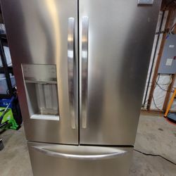 Frigidaire 28 cu. ft. French Door Refrigerator 