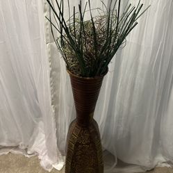 Decorative metal vase