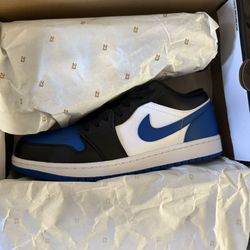 Air Jordan 1 Low 