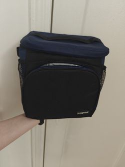 InsigniaX Insulated Cooler Broken Zipper 