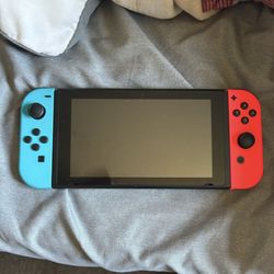 Nintento Switch + Mario Kart 8 And just Dance 2021