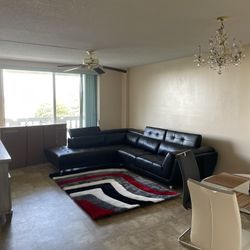 Leather Sectional In Black No Tears