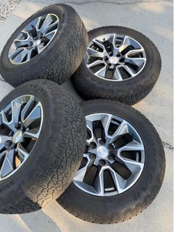 Chevy 20” RST OEM wheels 6Lug