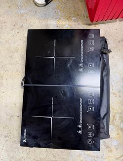 AMZCHEF Dual Induction Cooktop with Carrying Case